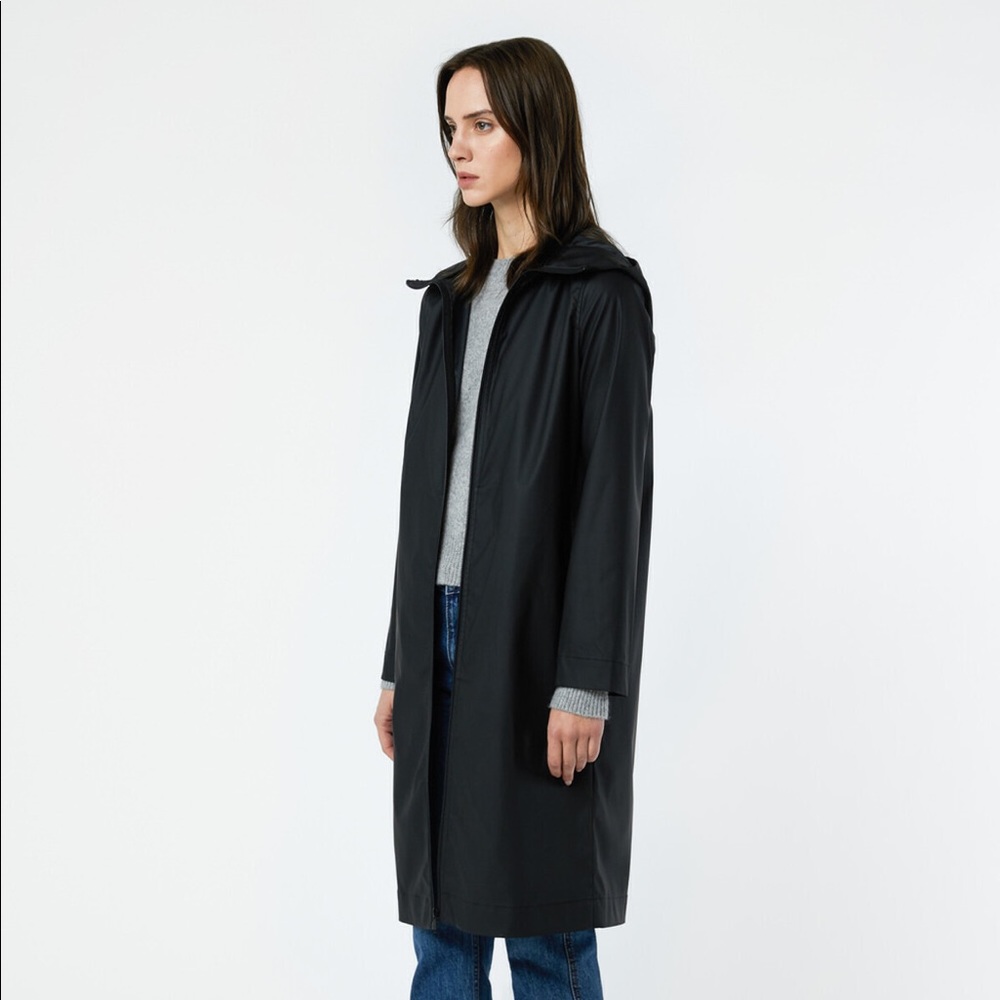 Oak + Fort Rain Coat